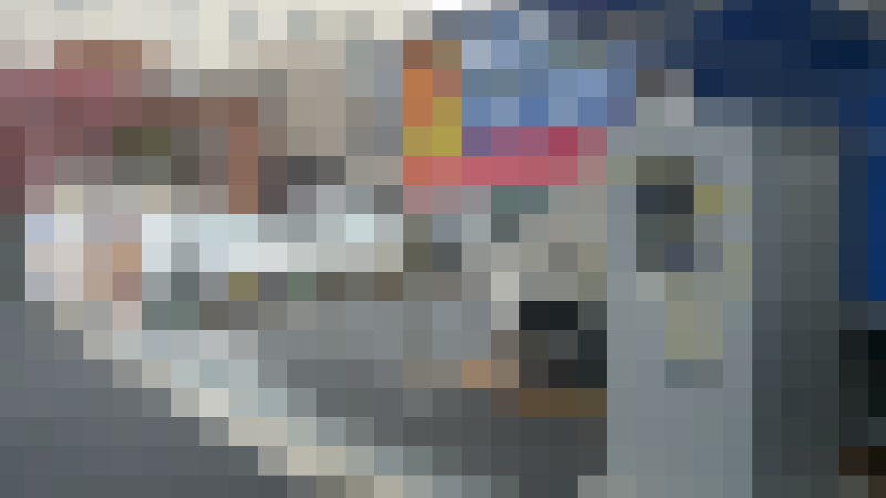 京急線黄金町駅のそばに、撤去しようとすると心霊現象が起きる駐車場がある!?